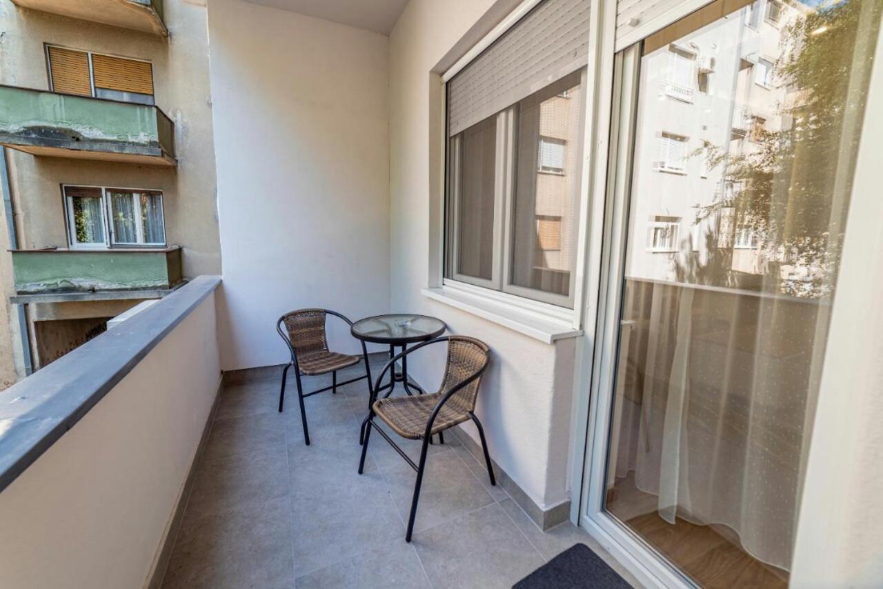 Apartman Danube Lux Újvidék Kültér fotó