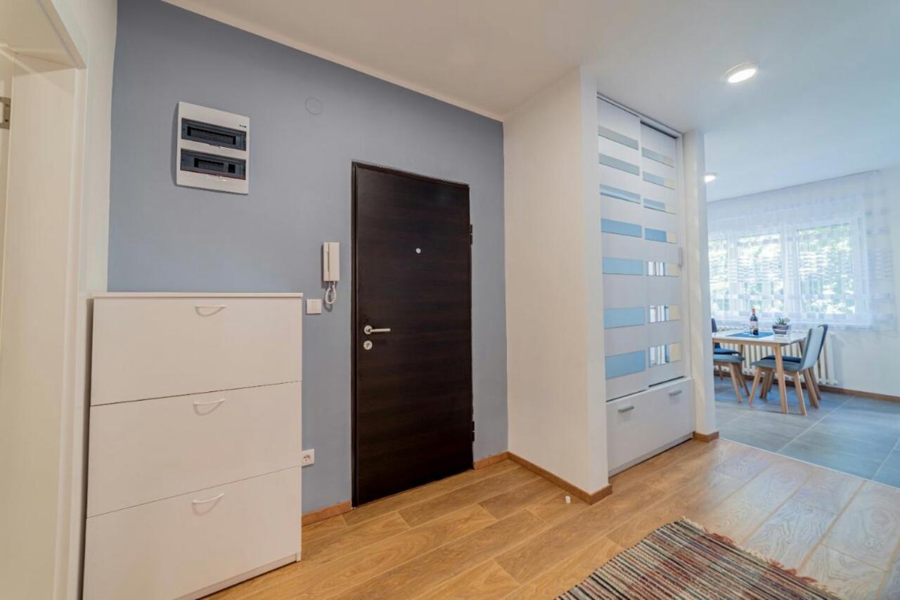 Apartman Danube Lux Újvidék Kültér fotó